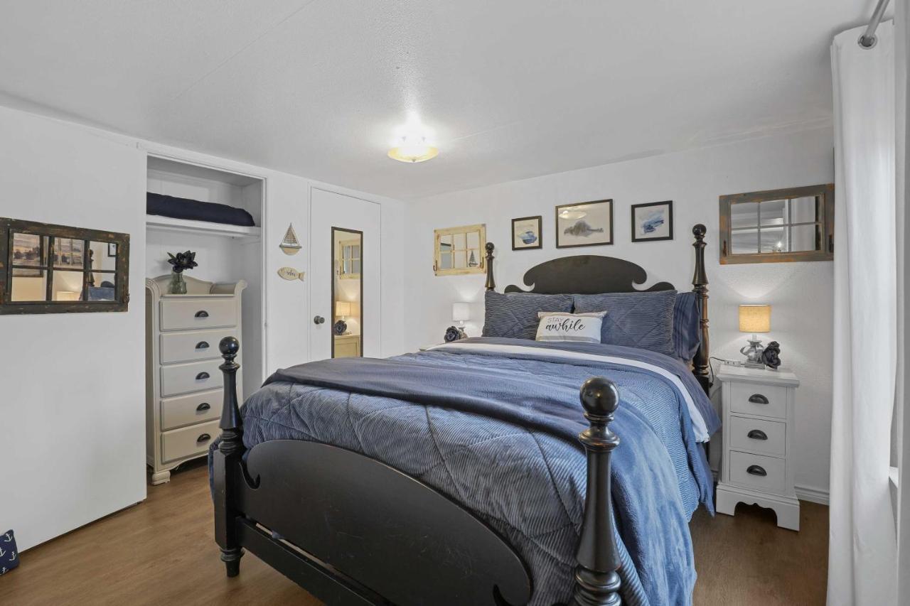 Pet-Friendly Lake Dallas Home Near Lewisville Lake Екстер'єр фото