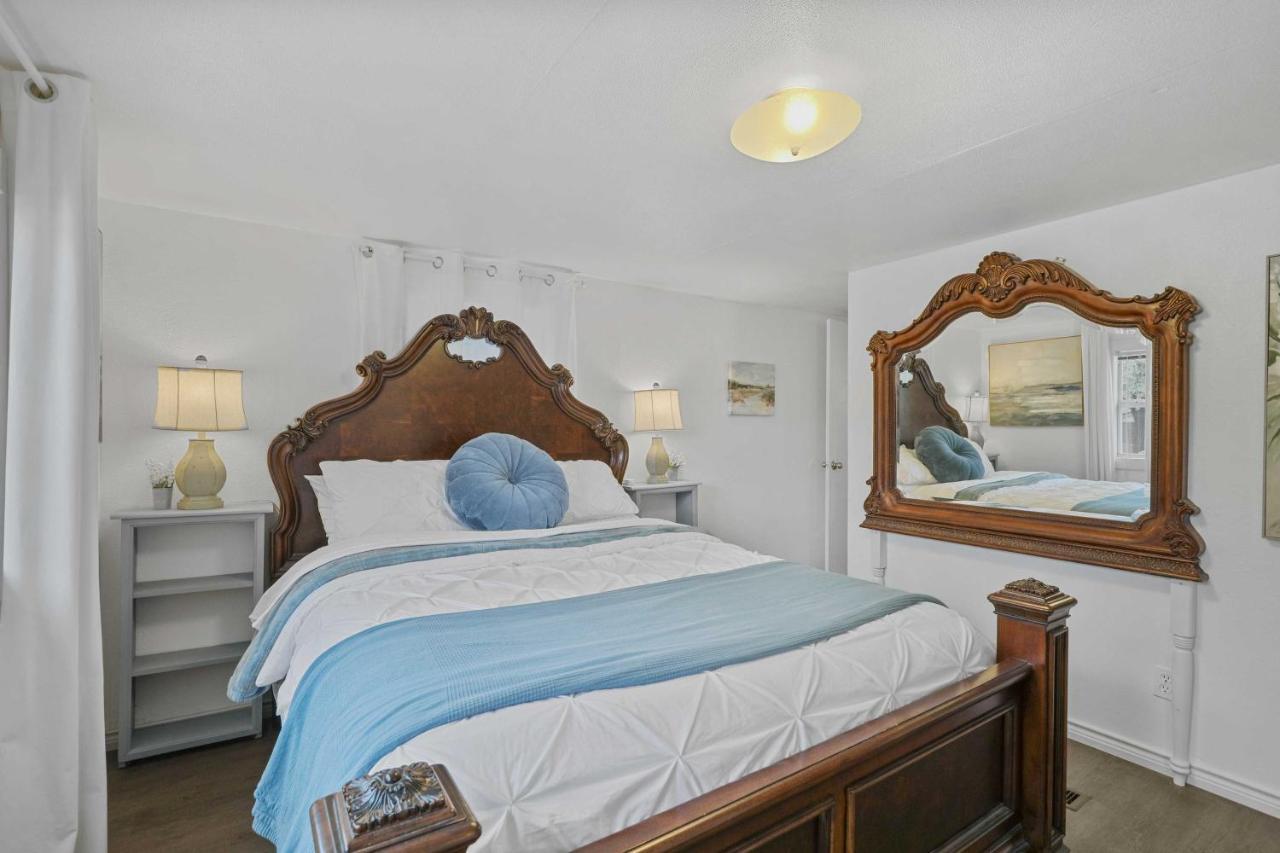 Pet-Friendly Lake Dallas Home Near Lewisville Lake Екстер'єр фото